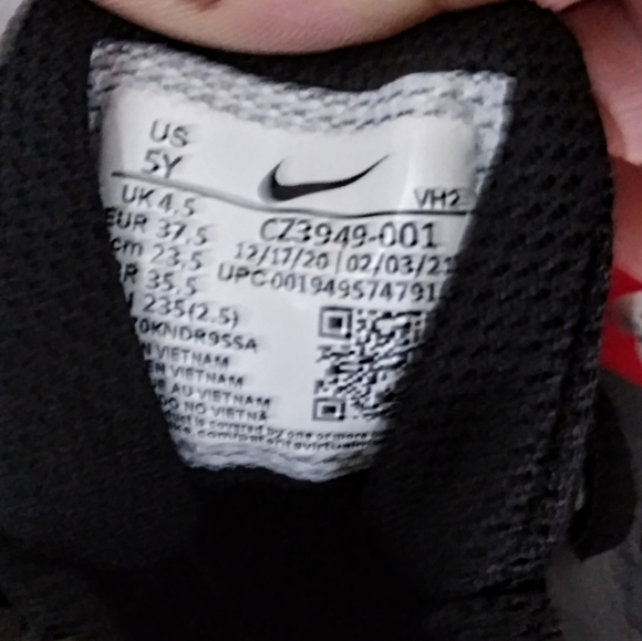 5y) NIKE Downshifter 11 Running Shoes - Picture 7 of 7